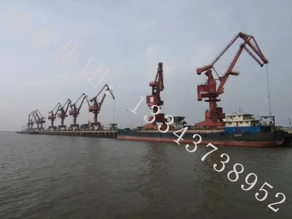浙江丽水门座式起重机公司港口40吨门座式起重机安全可靠