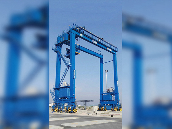 浙江宁波集装箱门式起重机厂家集装箱门式起重机定位功能精准